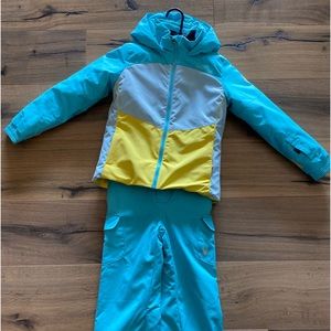 SPYDER SKI like new condition. Worn skiing only to keep nice, x8.